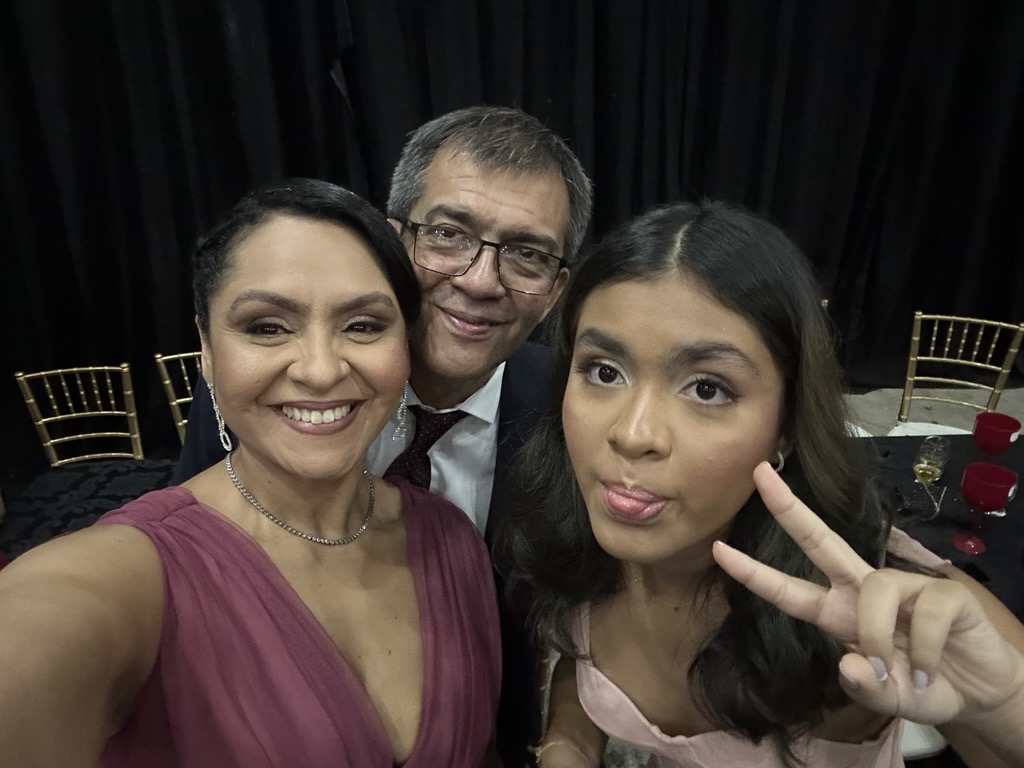 Ao lado do meu marido Argemiro e minha filha Maria, Belém, 2024